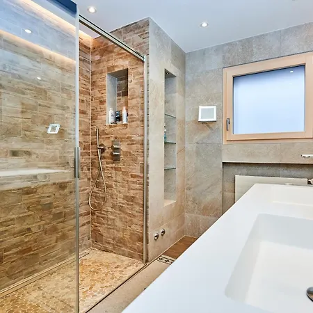 Route De Tsarbouye 17, 4br, Les Dauphinelles Crans-Montana